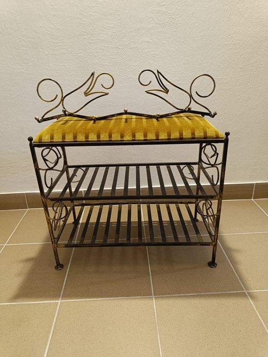 Szafka na buty z wieszakiem kolor czarno -zloty