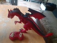 Sterowany dinozaur