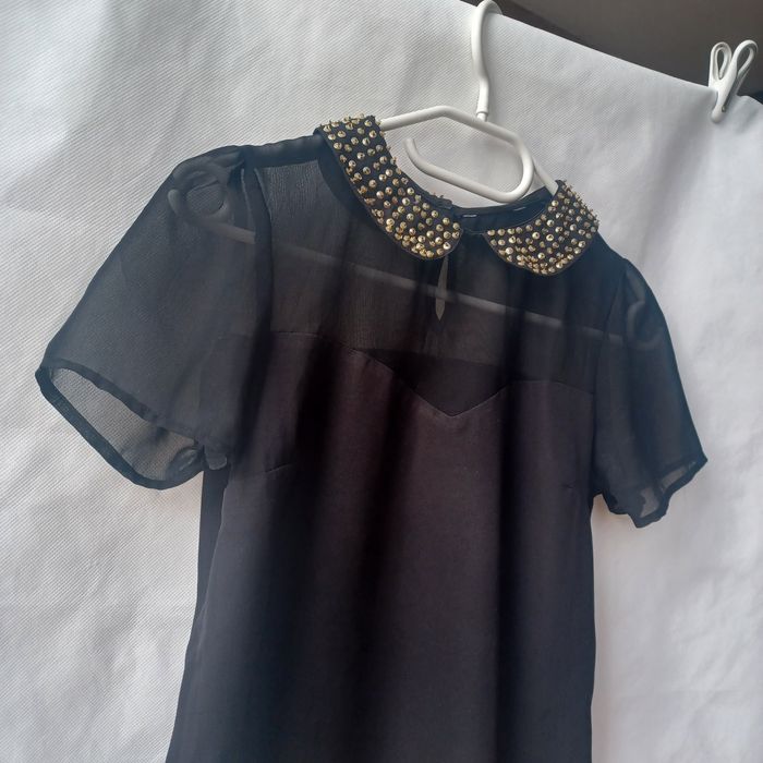 Śliczna koszula bluzka krótki rękaw XS 34 czarna kołnierzyk cekinowy