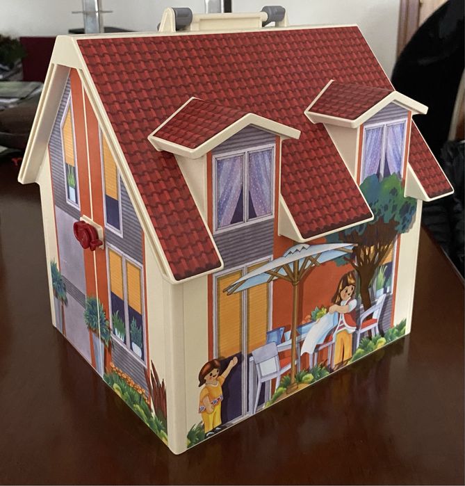 Casa playmobil em mala excelente estado