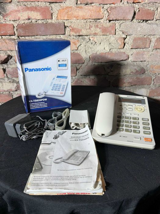 Telefon stacjonarny Panasonic KX-TS620PDW z sekretarką
