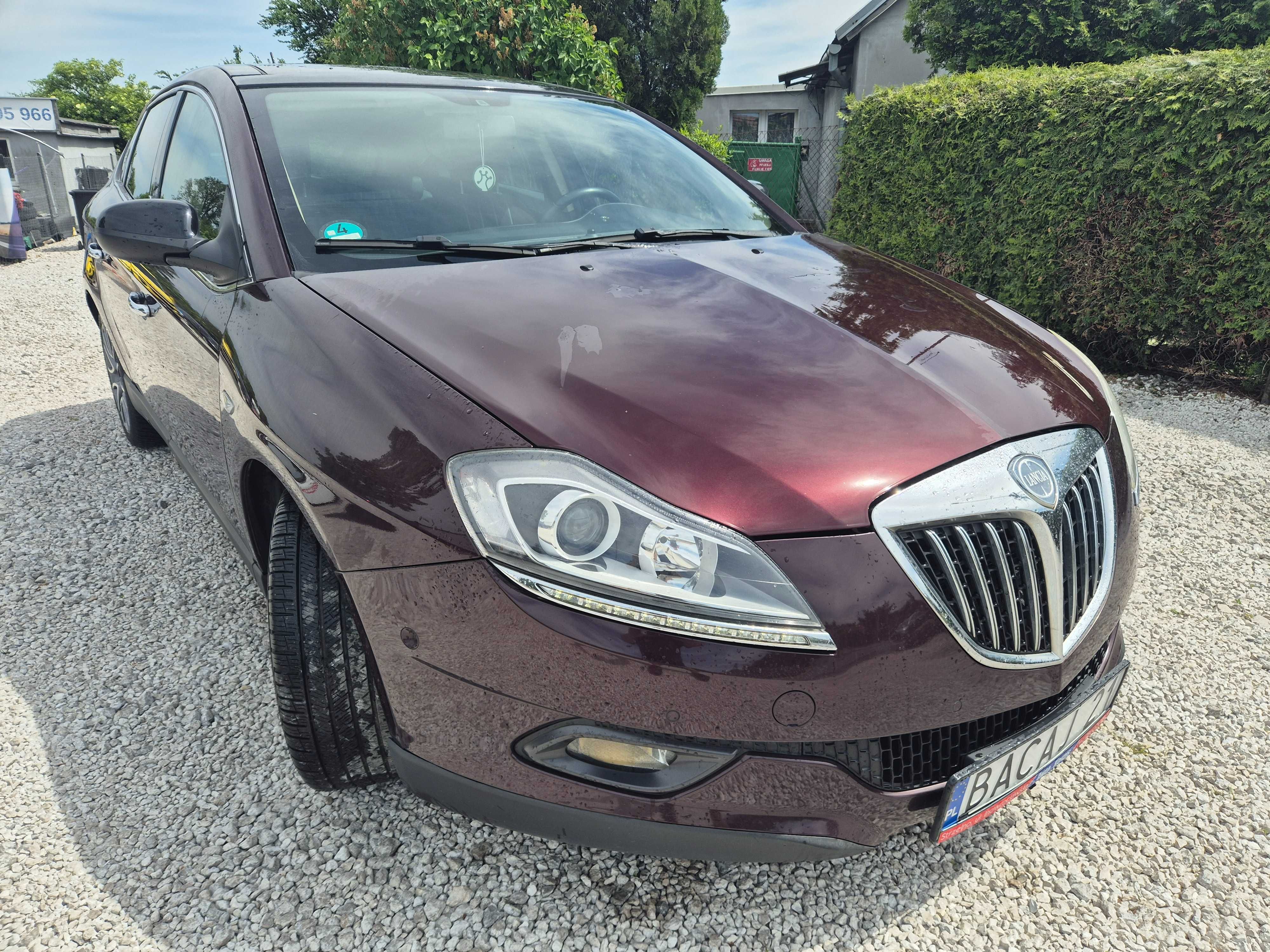 LANCIA DELTA Panoramadach Naglosnienie BOSE Skóra Opony wielosezon