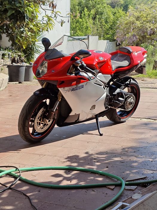 MV Agusta F4 1000 1ª serie