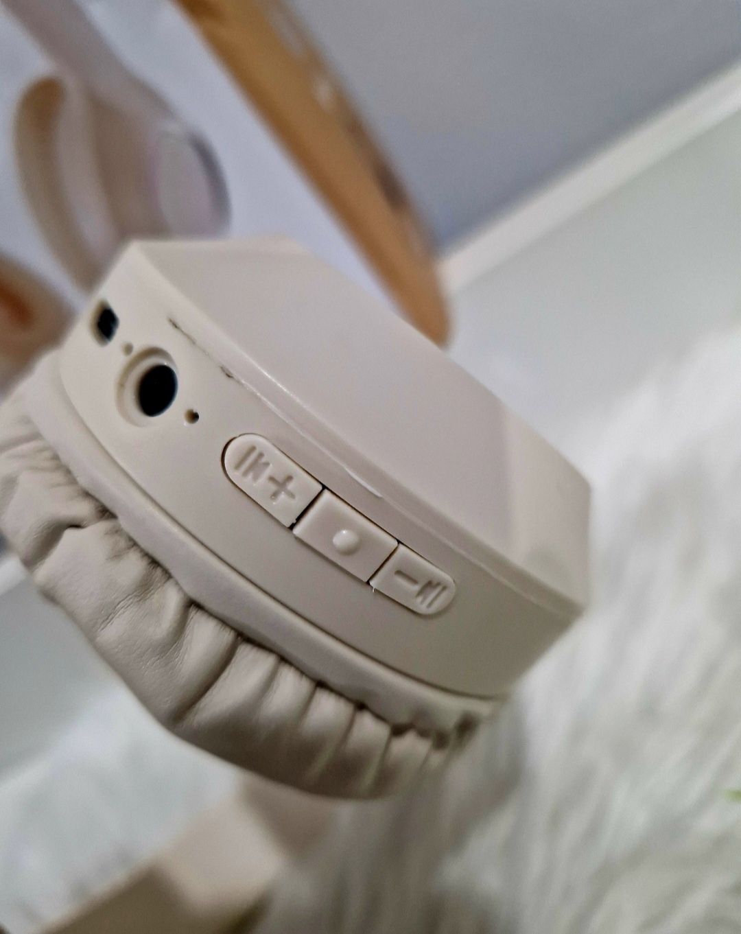 Headset bluetooth