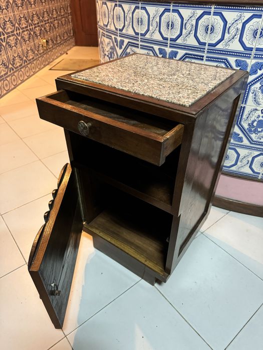 Mesinha Cabeceira Vintage