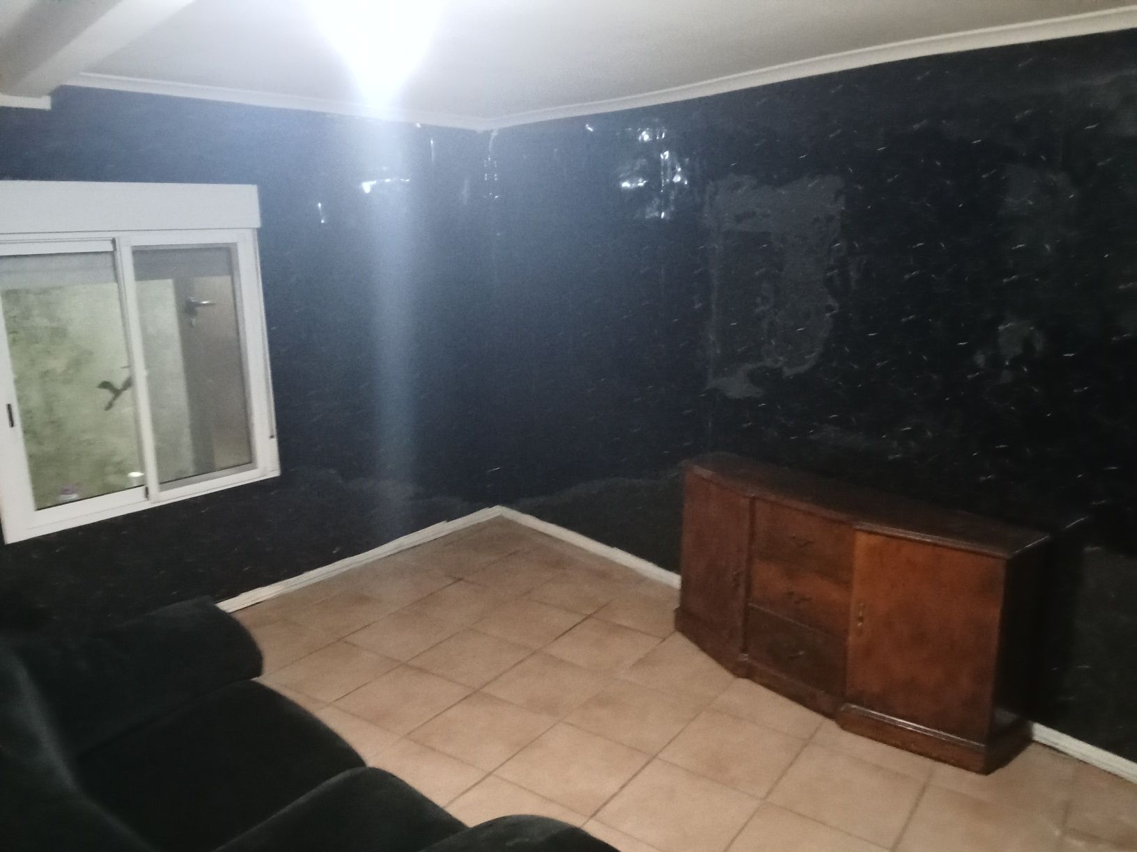 Arrendo T.1  anexo em Avintes com água e luz inchuido mobilado