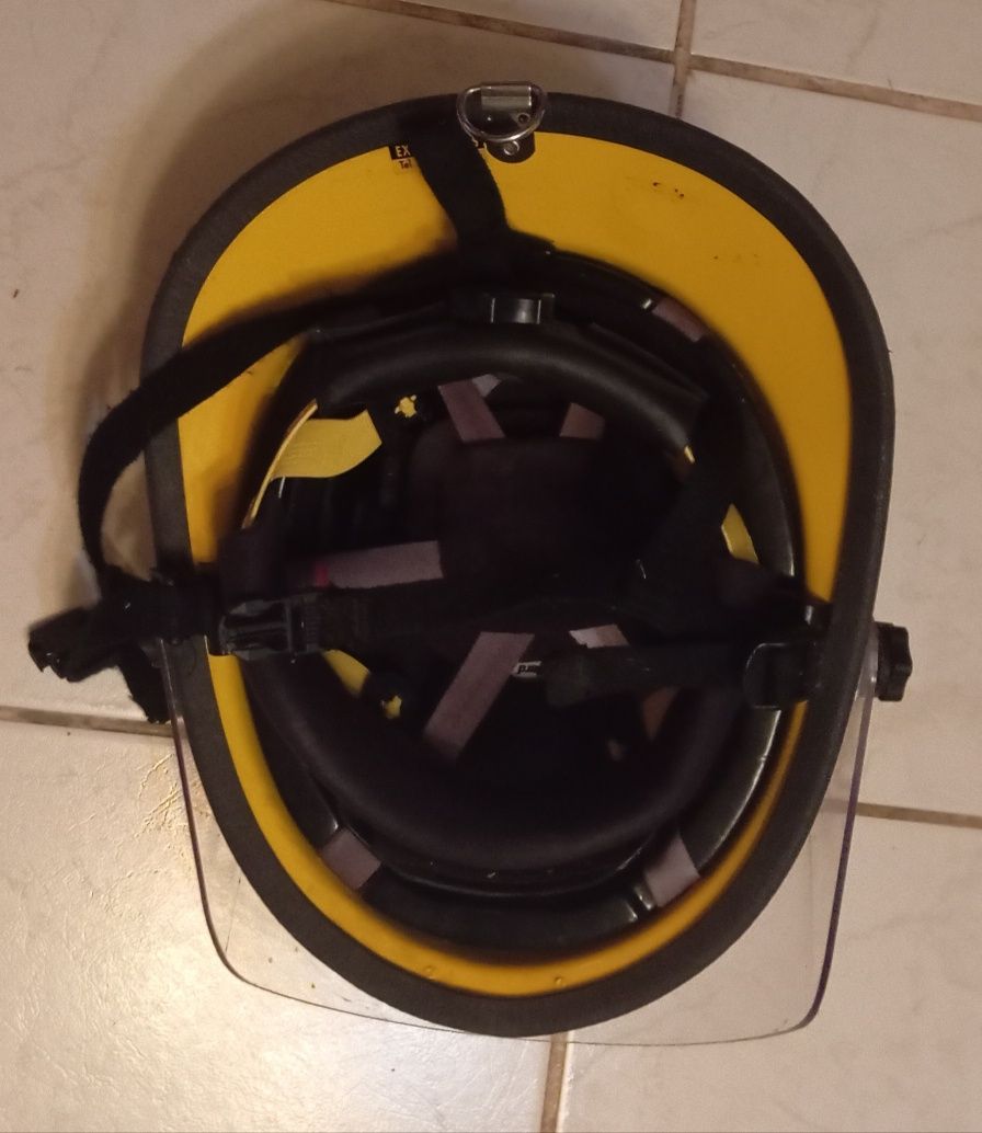 Capacete de bombeiros Bullard