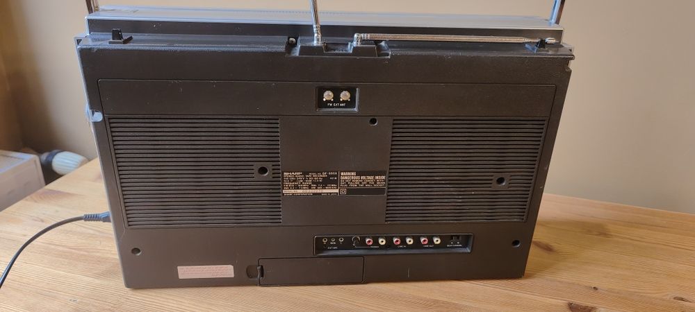 Magnetofon Sharp GF-555X sprawny.