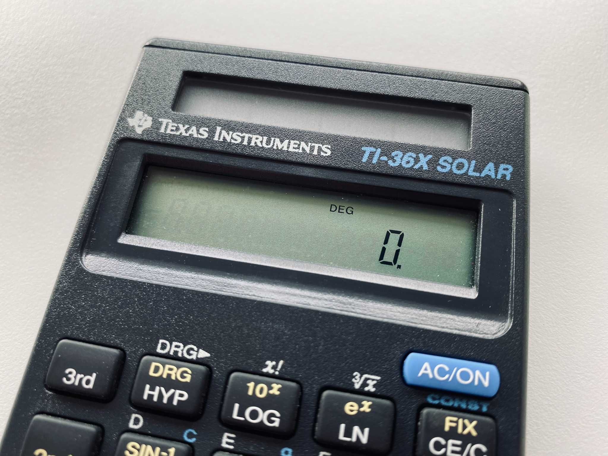 Calculadora Cientifica Texas Instruments TI-36X Solar Como Nova