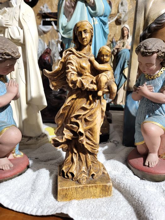 Maryja z dzieciątkiem Jezus gipsowa Matka Boża