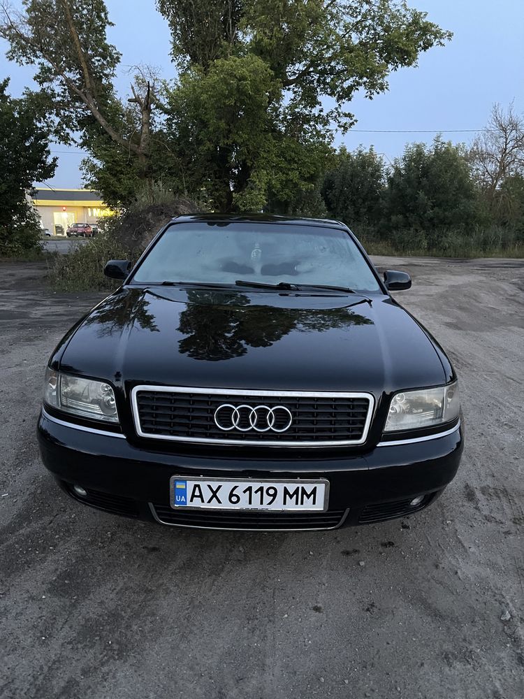 Audi A8 Quattro ІДЕАЛ