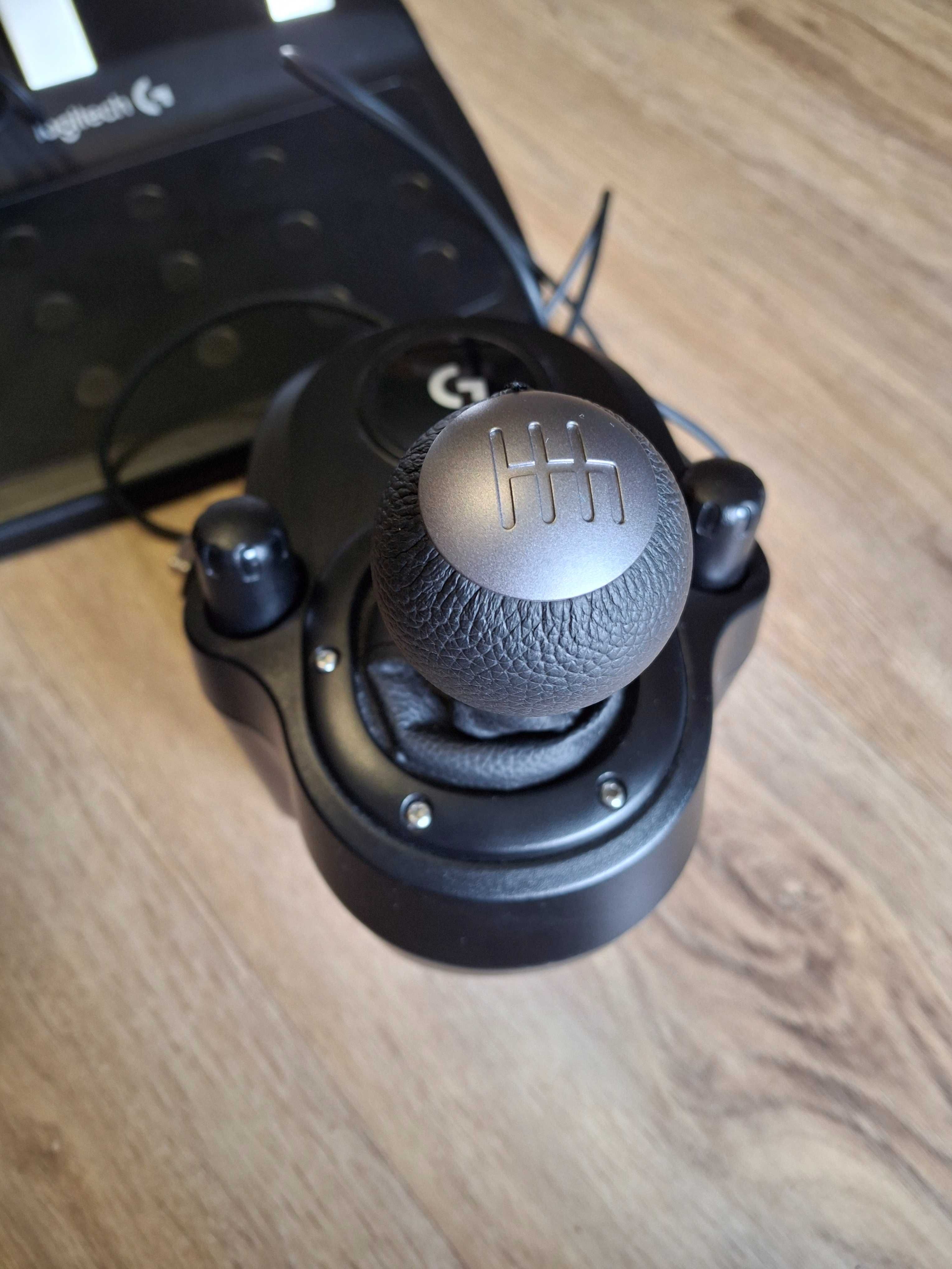 Kierownica LOGITECH G920 +  LOGITECH Logitech Driving Force Shifter
