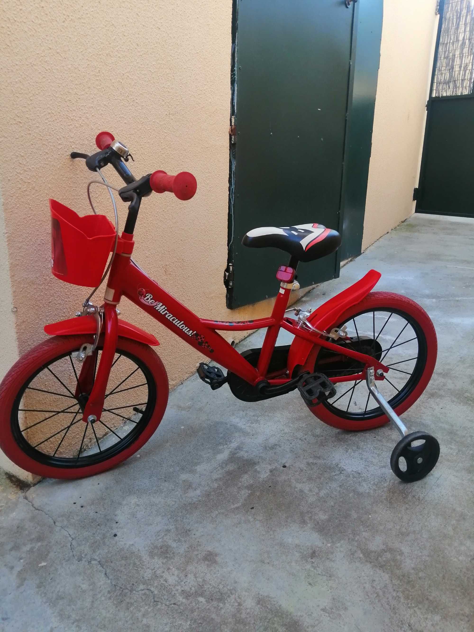 Bicicleta de menina roda 16