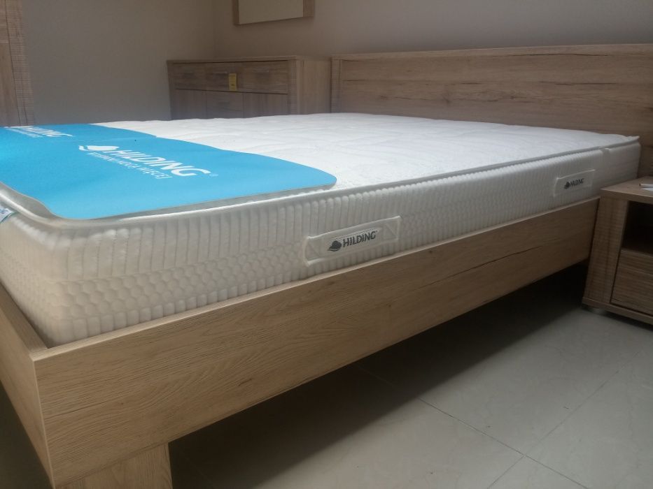 Powystawowy materac Makarena Hilding Elips 180x200