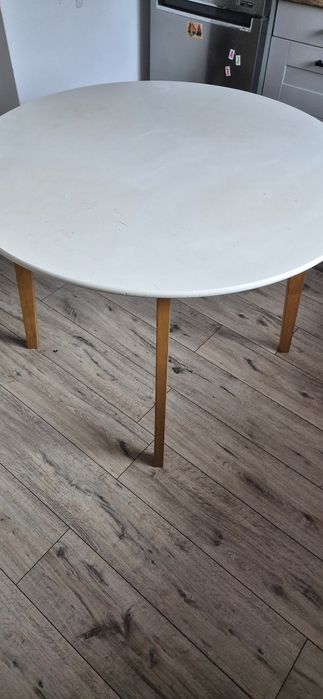 Biały Okrągły stół