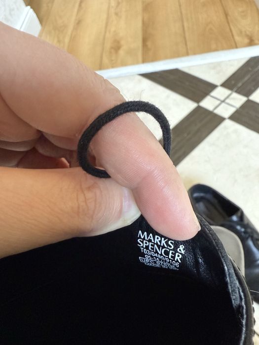 Стильні туфлі Marks & Spencer, натуральна шкіра