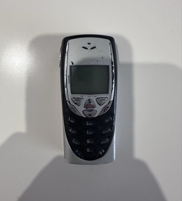 Продам Nokia 8310
