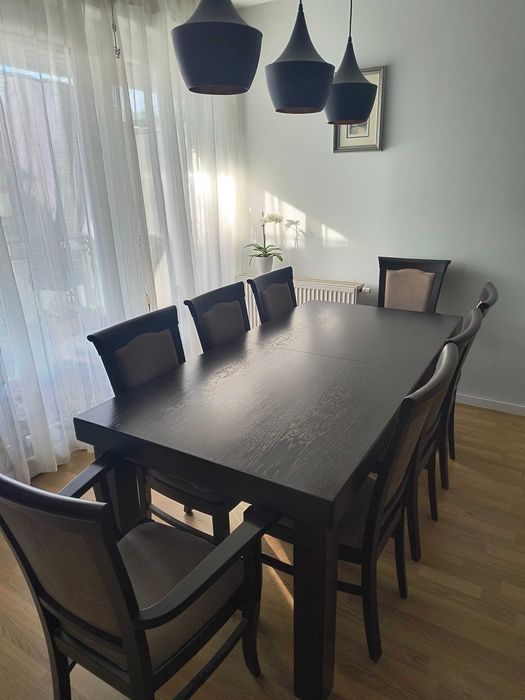 Stół do jadalni + 8 krzeseł