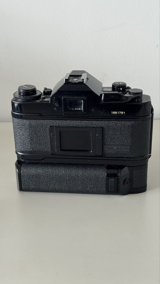 Canon A1 com motor mais objetiva 50mm 1.8 perfeito estado