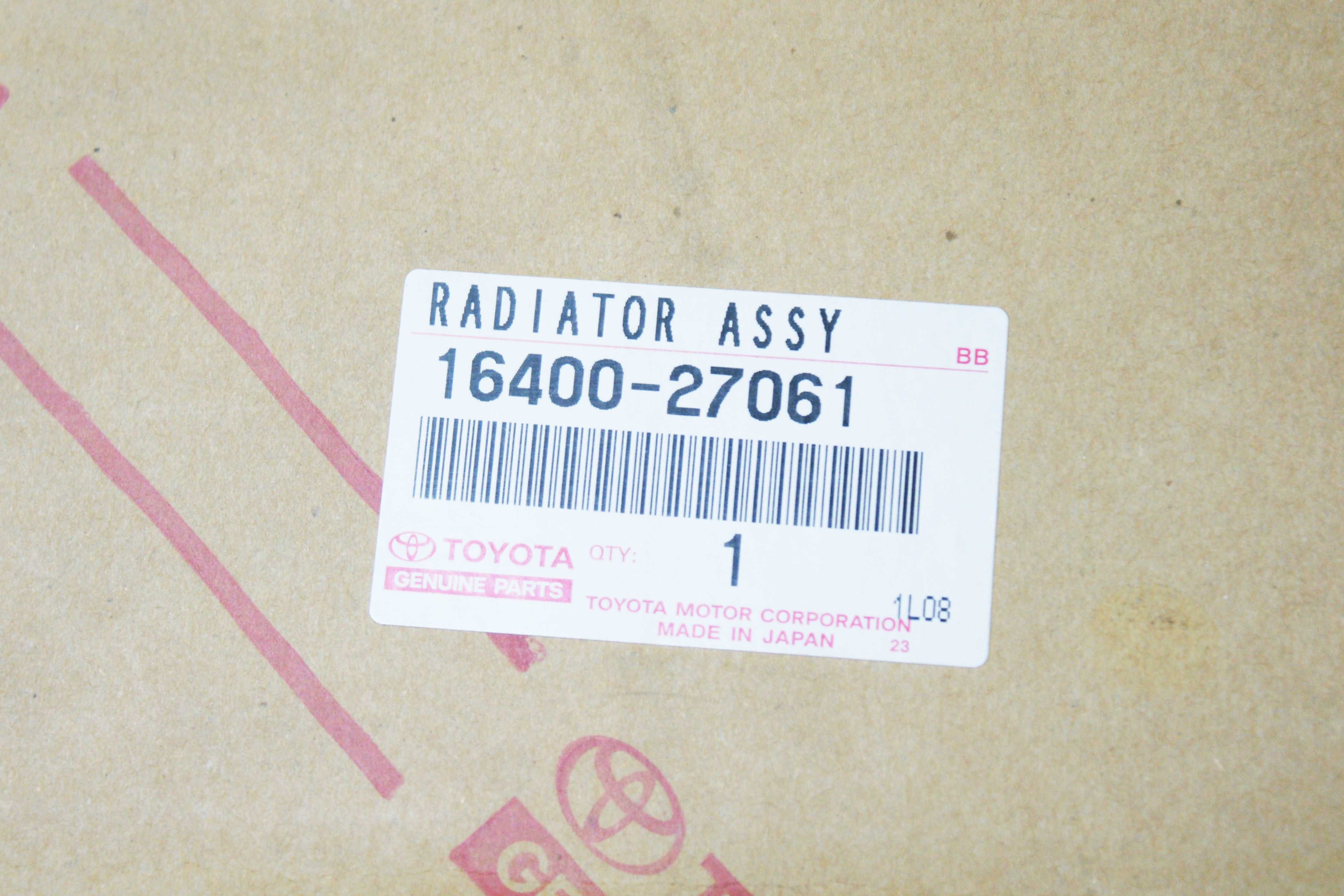Chłodnica wody OE Toyota RAV4 RAV 4 II 2.0D NOWA oryginalna