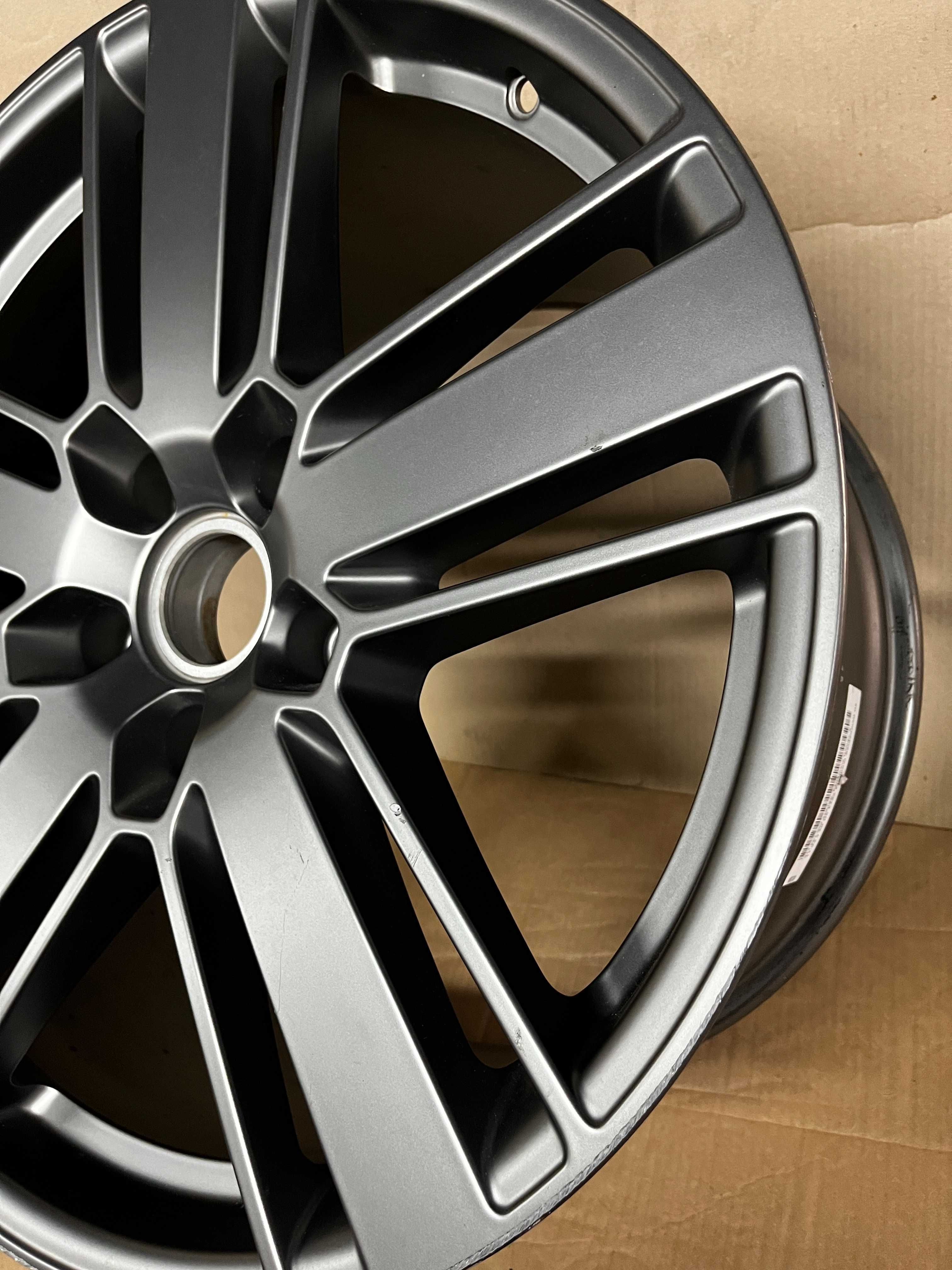 Felga Porsche Panamera 971 11,5Jx20 ET68 971.601.025AM