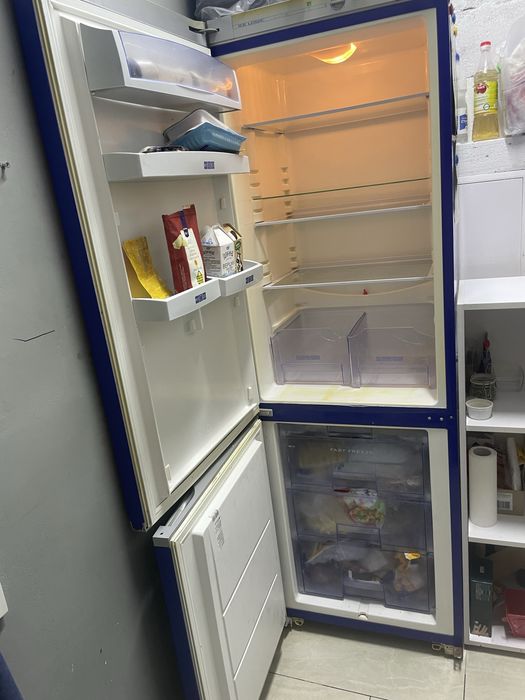 Холодильник Miele