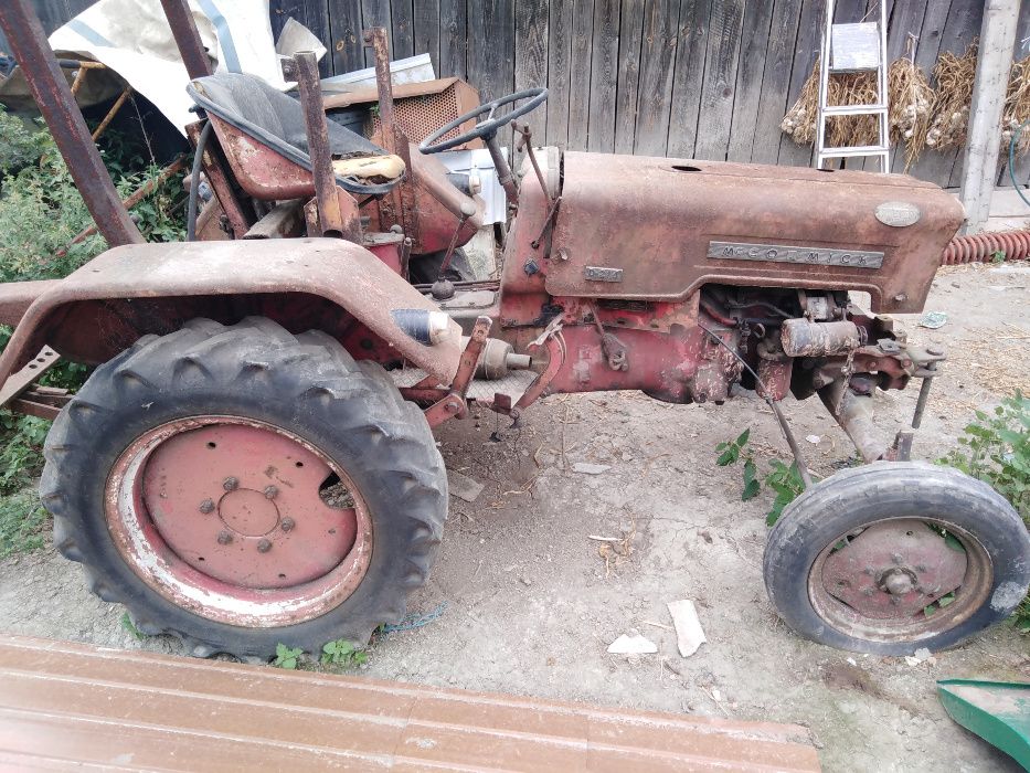 McCormick D-215 Traktor Ciągnik Zabytkowy 1960 Rok Mc Cormick Tłok