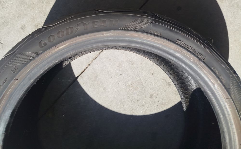 Pneu goodyear eagle f1 235/40/18