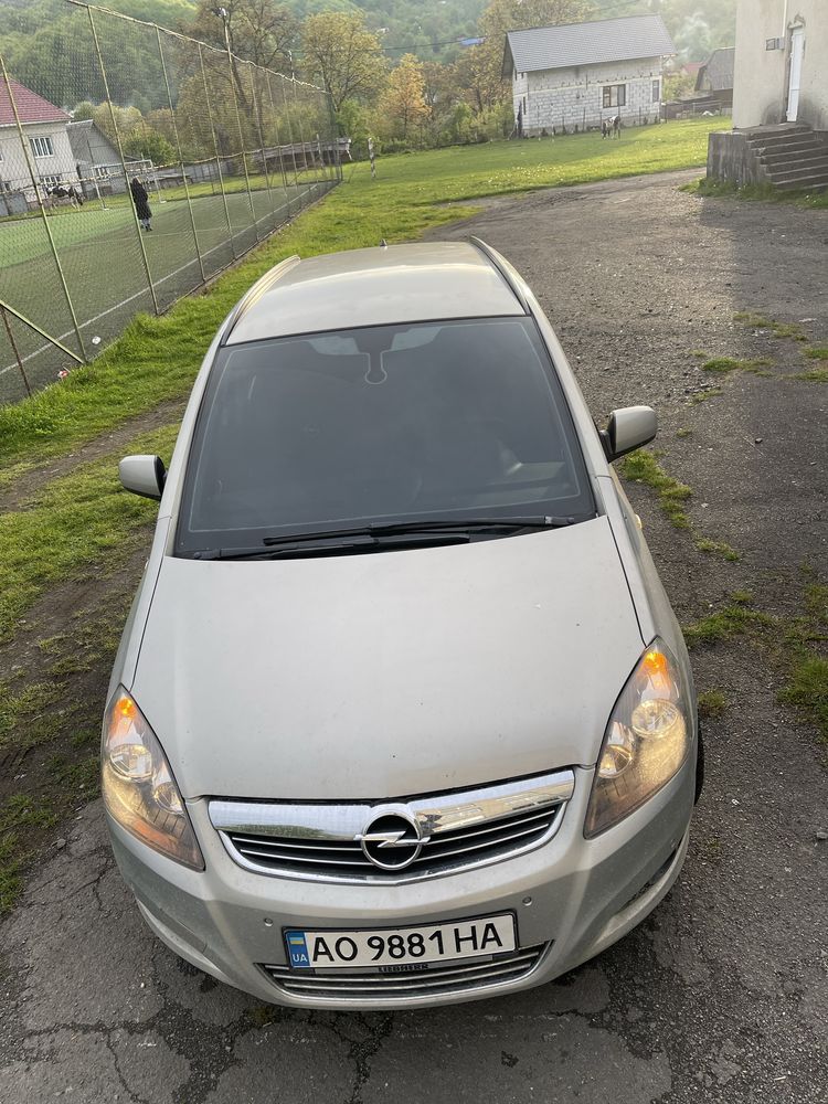 Opel Zafira B 1.7 cdti