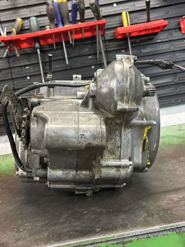 Silnik SUZUKI RMZ450 R 09-13 Kartery Skrzynia Wał Magneto Stator