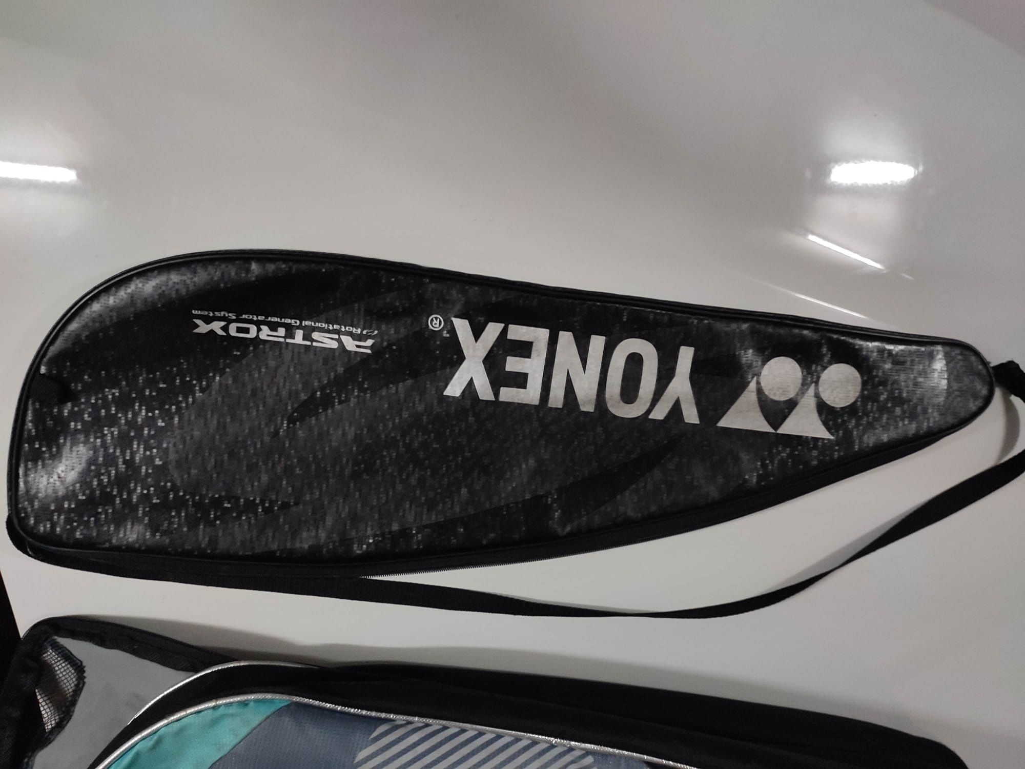 Sacos raquetes Yonex