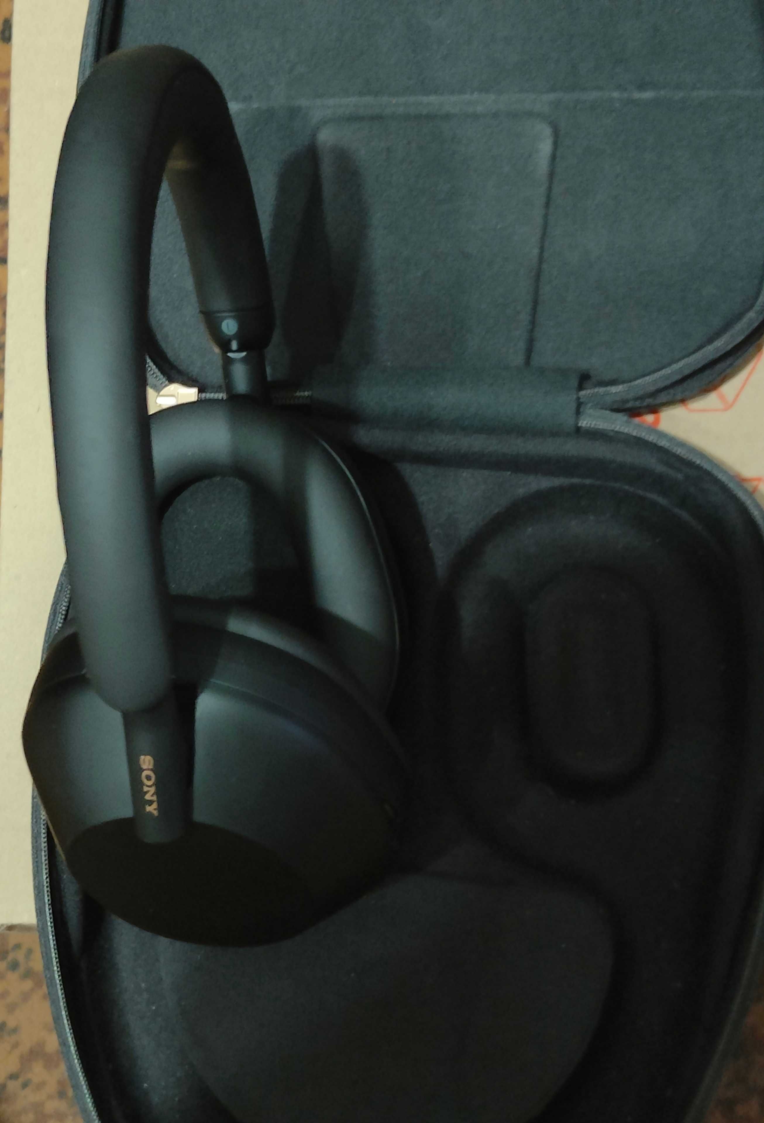 Навушники Sony WH-1000XM5