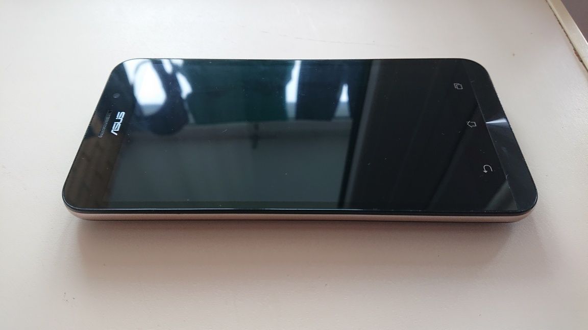 Asus Zenfone Max (ZC550KL)