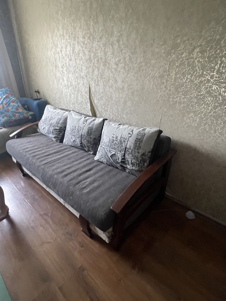 Продам диван без дефектів