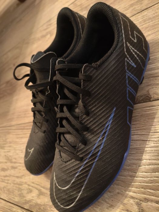 Korki nike rozmiar 38.5 używane kilka razy