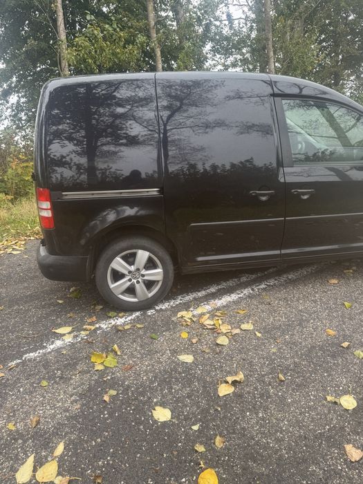 Vw caddy 2011 r 1.6 tdi 102 km