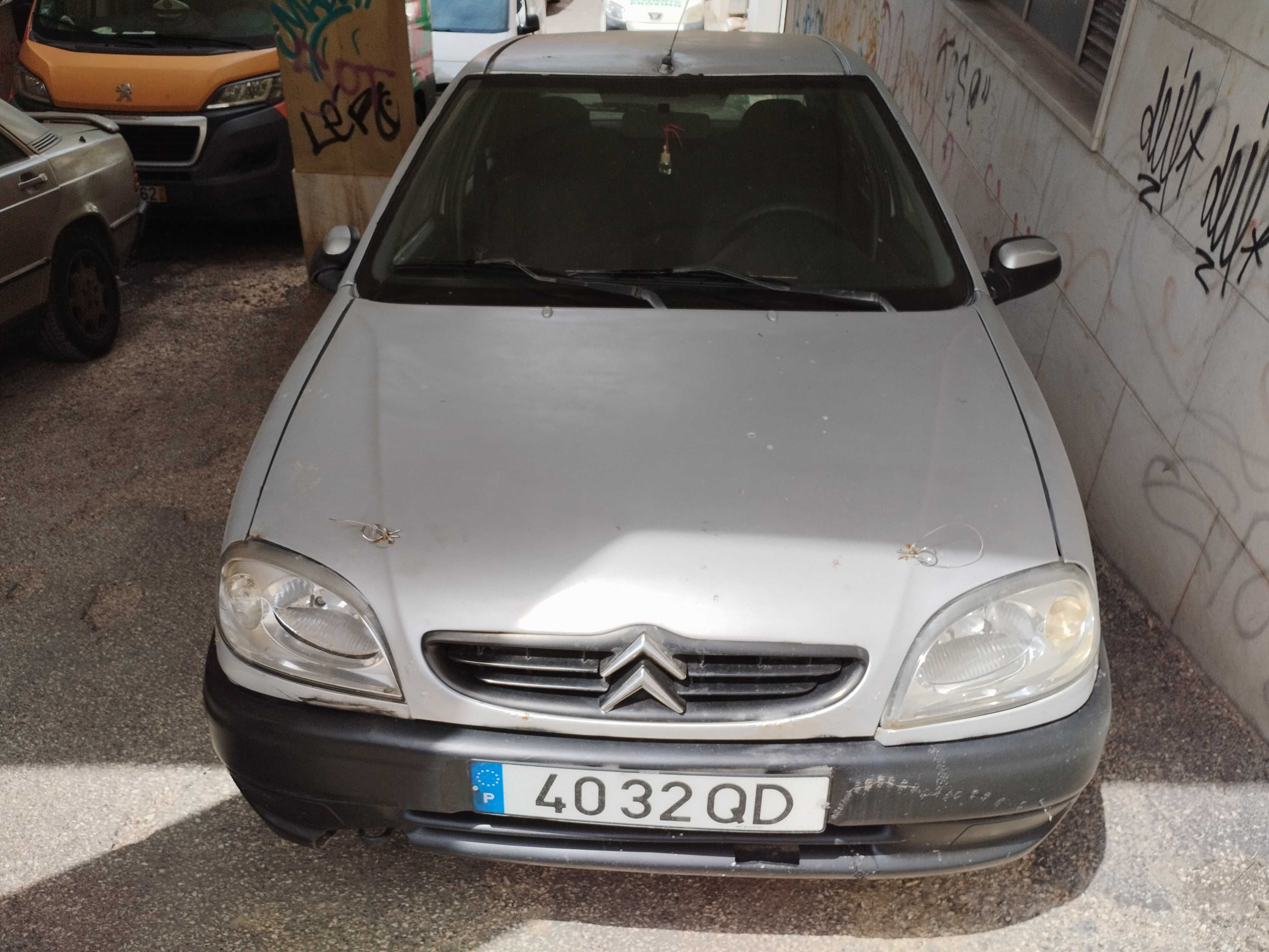 Citroen Saxo ano 2000