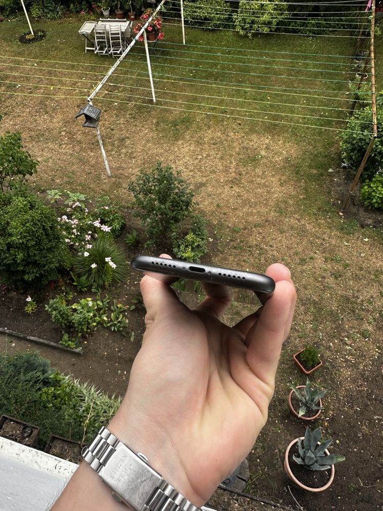 IPhone 11 (Stan BDB)