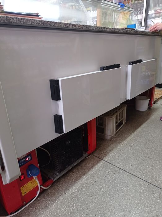 Lady chłodnicze używane