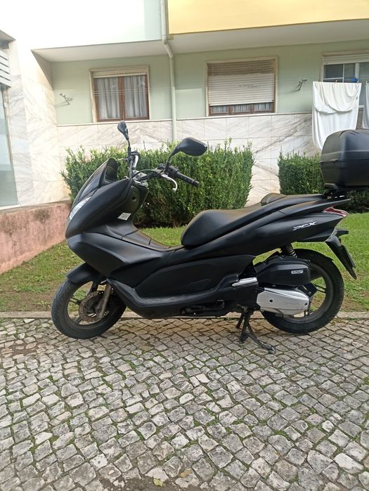 Honda PCX. Moto de garagem com 34 M km. Motor espetacular!