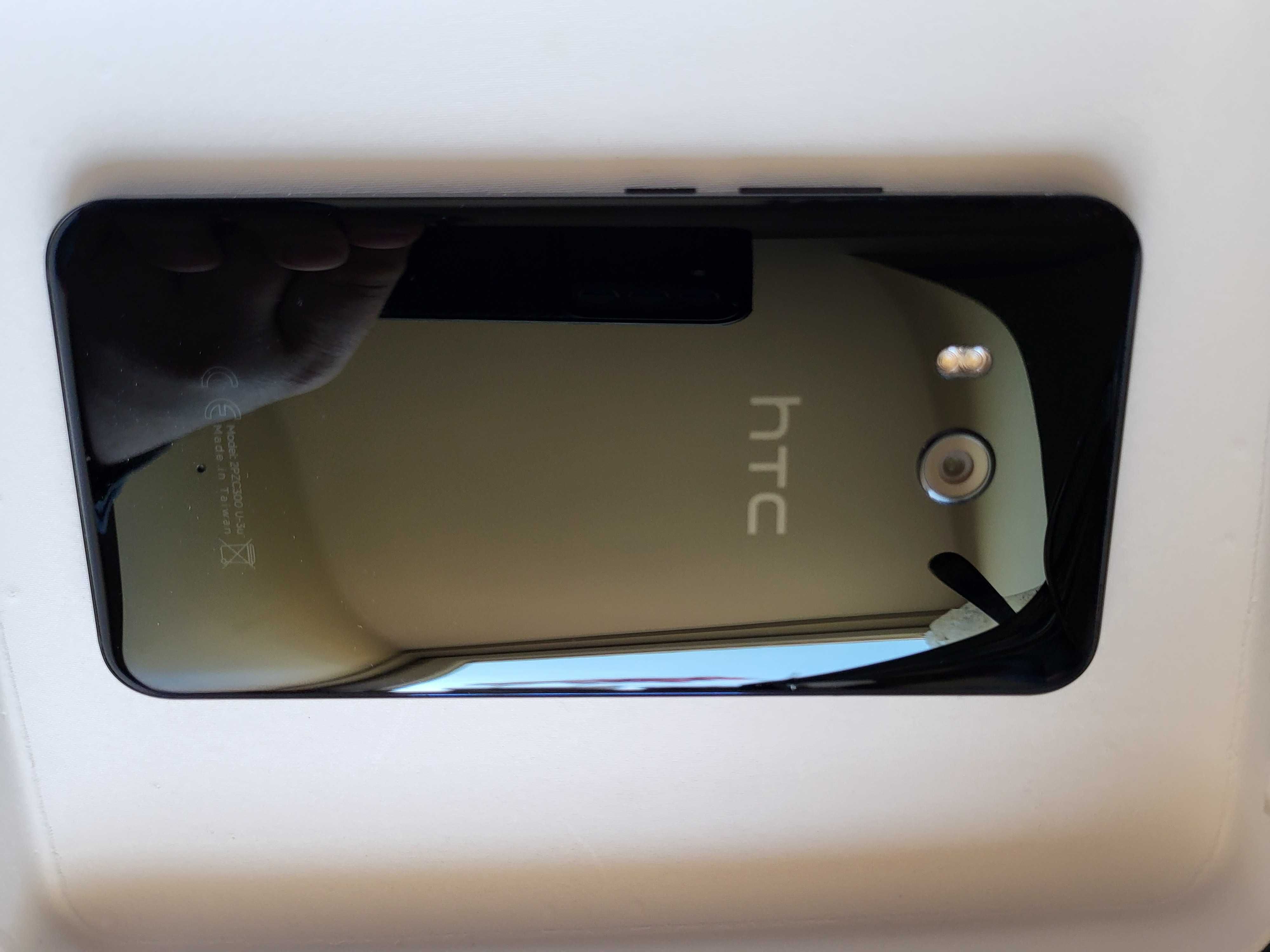 Smartfon HTC U11