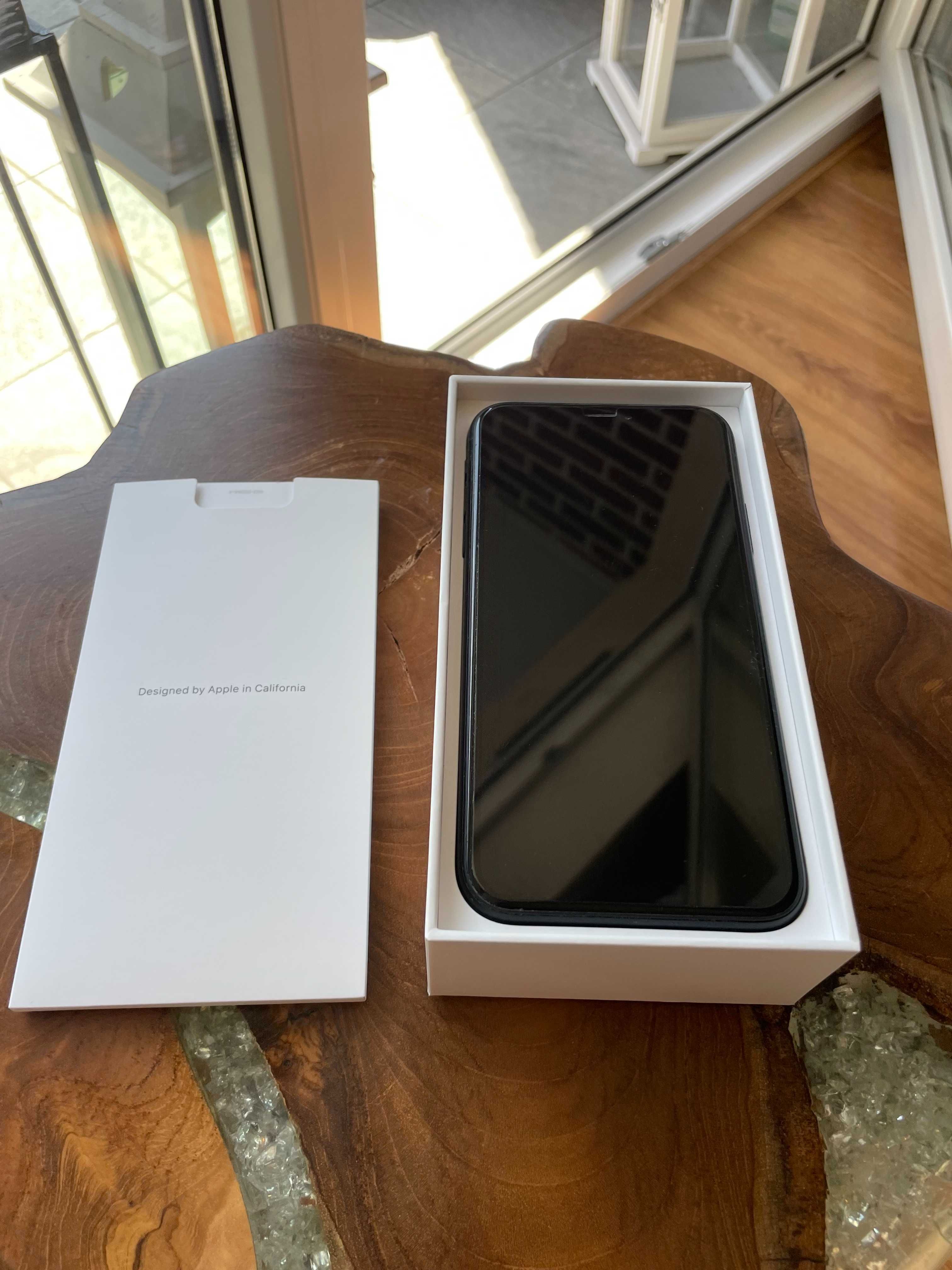 Sprzedam iPhone XR 64 GB BLACK - niezawodny smartfon w super cenie!