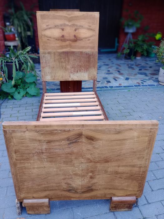 Zabytkowe łoże przedwojenne retro