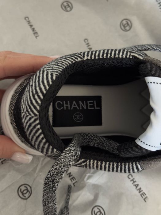 Серые кроссовки Chanel 36 размер