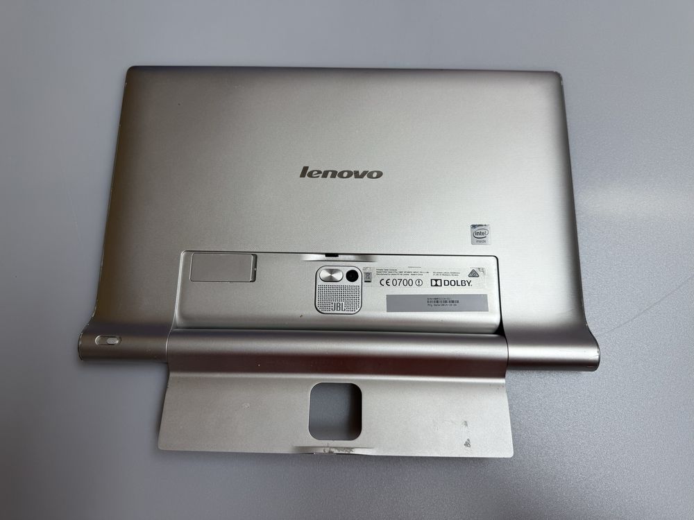 Tablet Lenovo Yoga 2 Pro z projektorem , 1380F