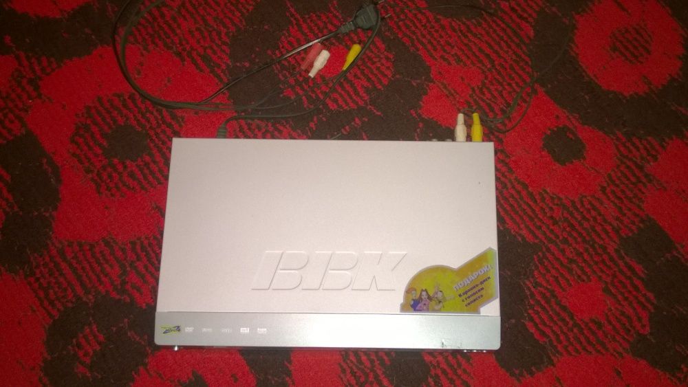 DVD плеер BBK DV 315 SI с караоке