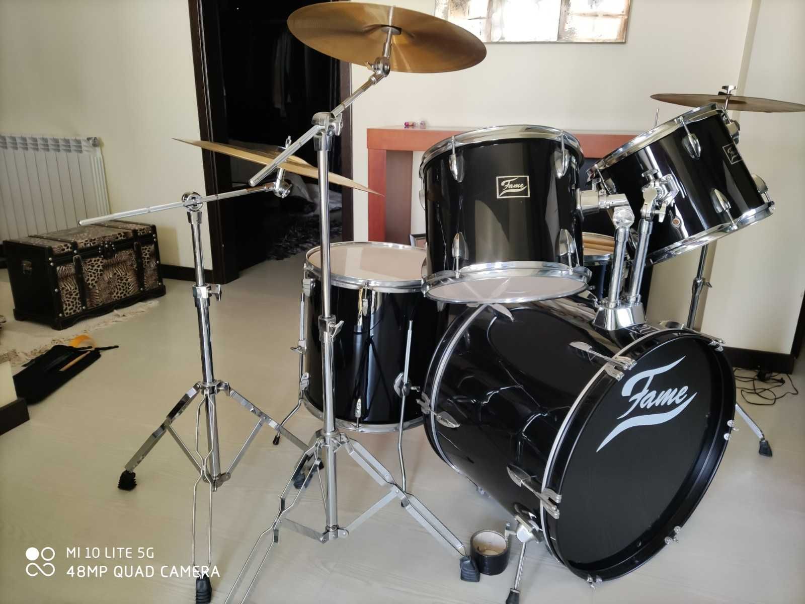 Bateria marca FAME como NOVA