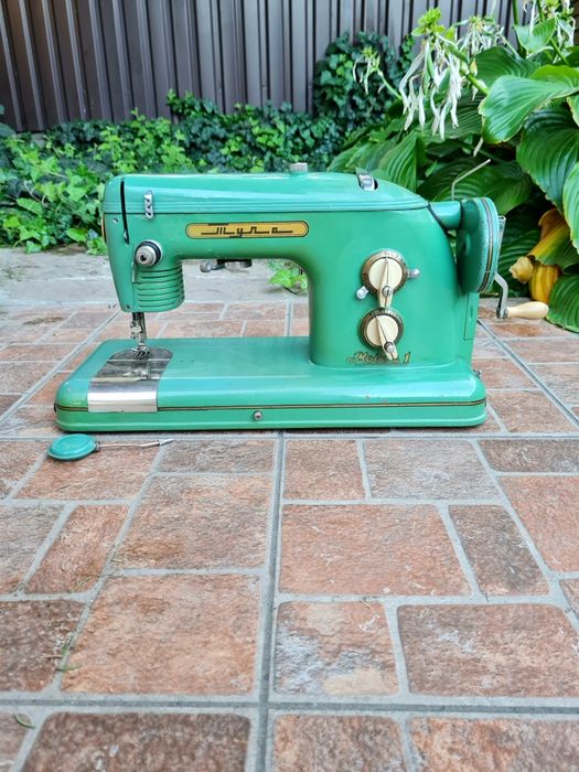 Раритетная швейная машинка "Тула" 1962 г.
