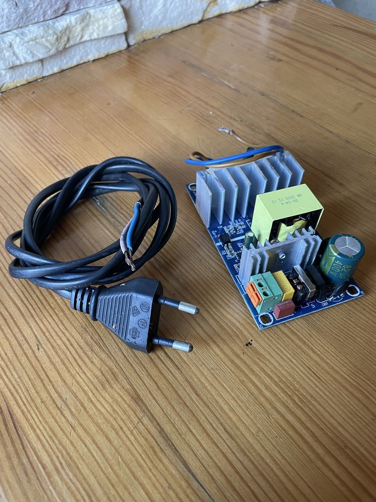 Підсилювач BRZHiFi ( TDA7498) 2 *100вт