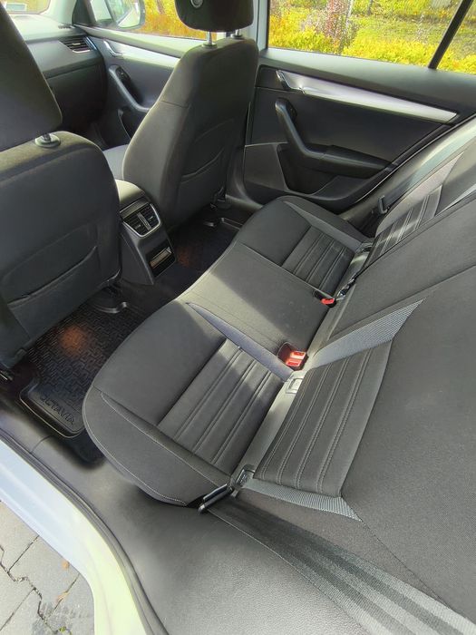 Skoda Octavia 3 Ambition 1.6 TDI 115km, salon Polska